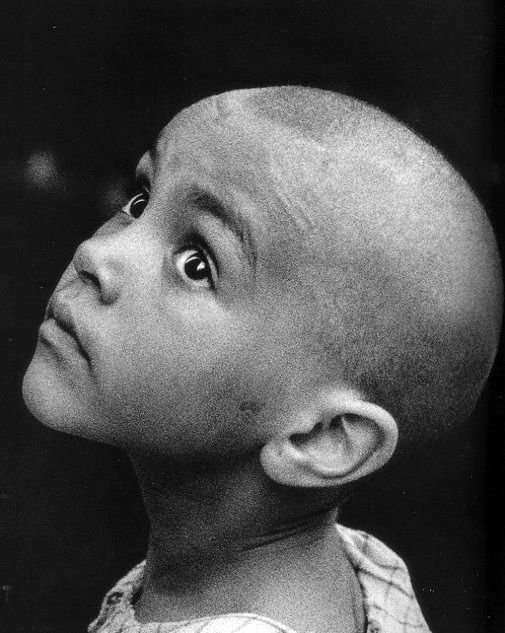 126. Joan Colom - "Il volto nascosto del Raval di Barcellona" 14 2.articolo Joan Colom bestphotohistory.org