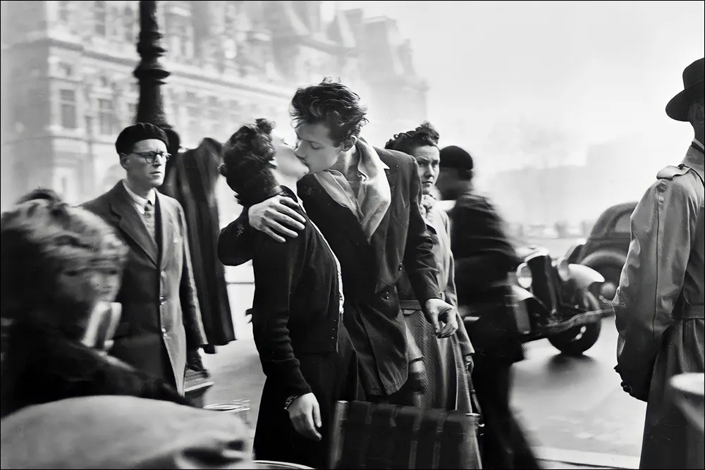 robert doisneau bacio all hotel de ville bestphotohistory 1