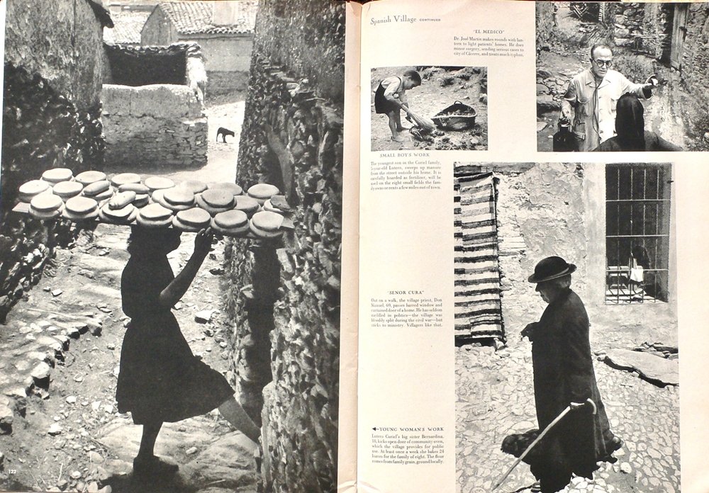 56a. "Spanish Village" - William Eugene Smith Reportage 13 9.4.articolo spanish village william eugene smith best photo history 7
