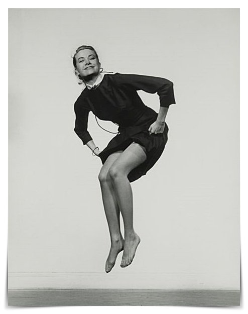 14a. Philippe Halsman- "Jumpology: Il Volo della Spontaneità" 10 10.grace kelly Phillippe Halsman Jumpology