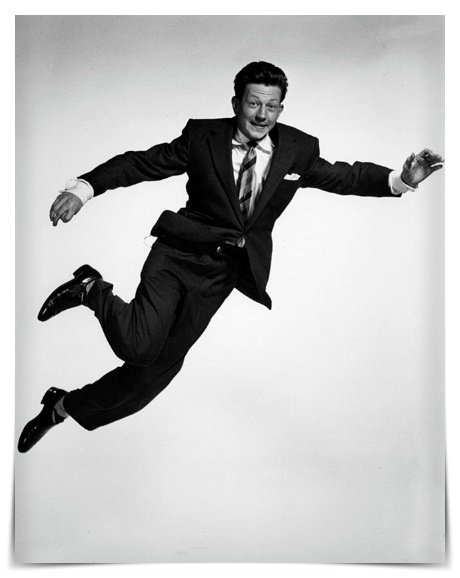 14a. Philippe Halsman- "Jumpology: Il Volo della Spontaneità" 14 14.Donald OConnor 1952 Philippe Halsman Jumpology