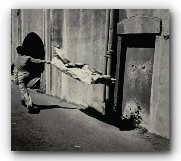 172. Minor White - La Teoria dell'Equivalenza 17 3.Warehouse Area San Francisco 1949 Minor White Photo