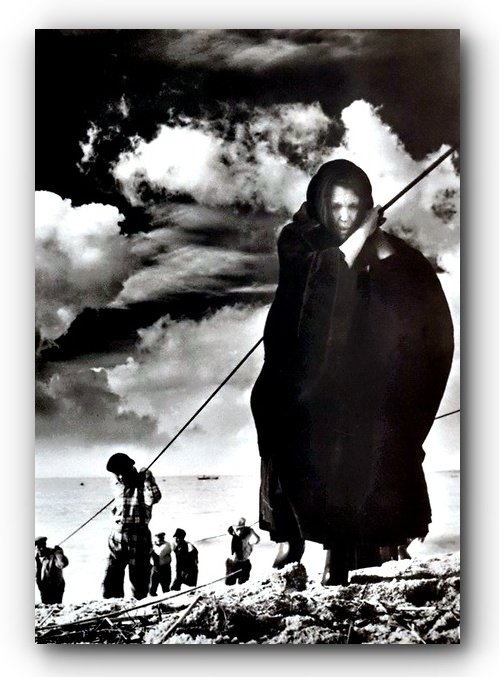 5.Woman from Nazare Portugal 1960s .Eduardo Gageiro Photo