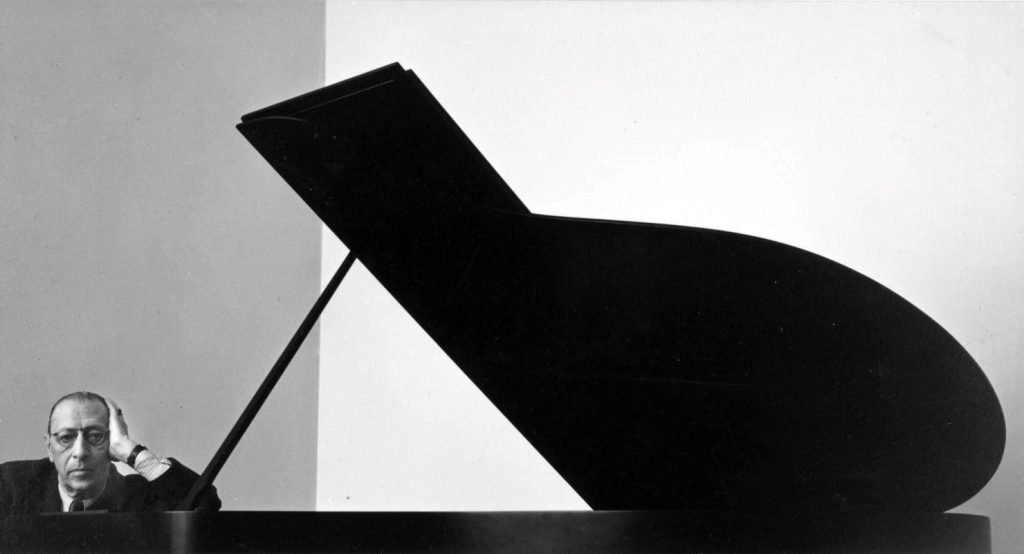 23. Arnold Newman – Il Ritratto Ambientato 11 11.igor stravinsky NYC 1966 Igor Stravinsky Russian Composer Pianist and Conductor 1946