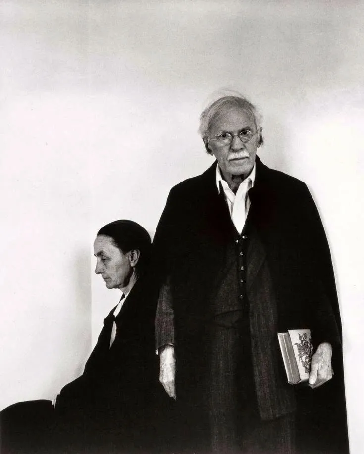 23.Alfred Stieglitz and Georgia OKeeffe New York 1944
