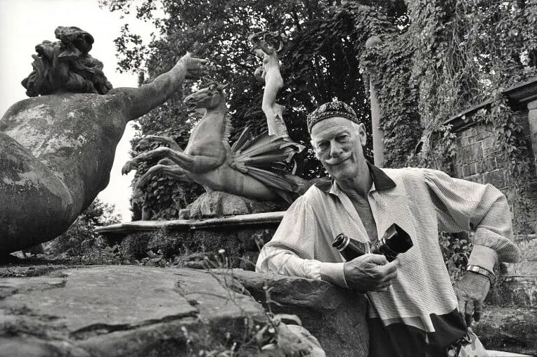 1.Norman Parkinson