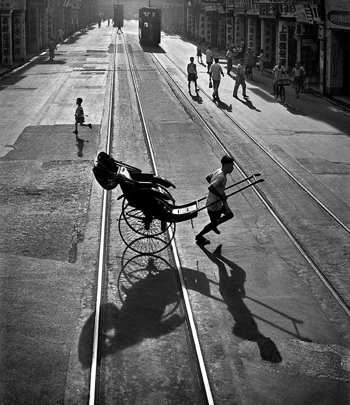 15.Different Directions1958. Hong Kong Fan Ho