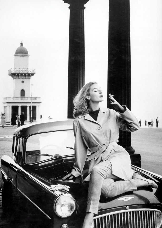 40. Norman Parkinson – L’Occhio Eccentrico della Moda 16 16. Tania Mallet Vogue March 1960 Norman Parkinson foto