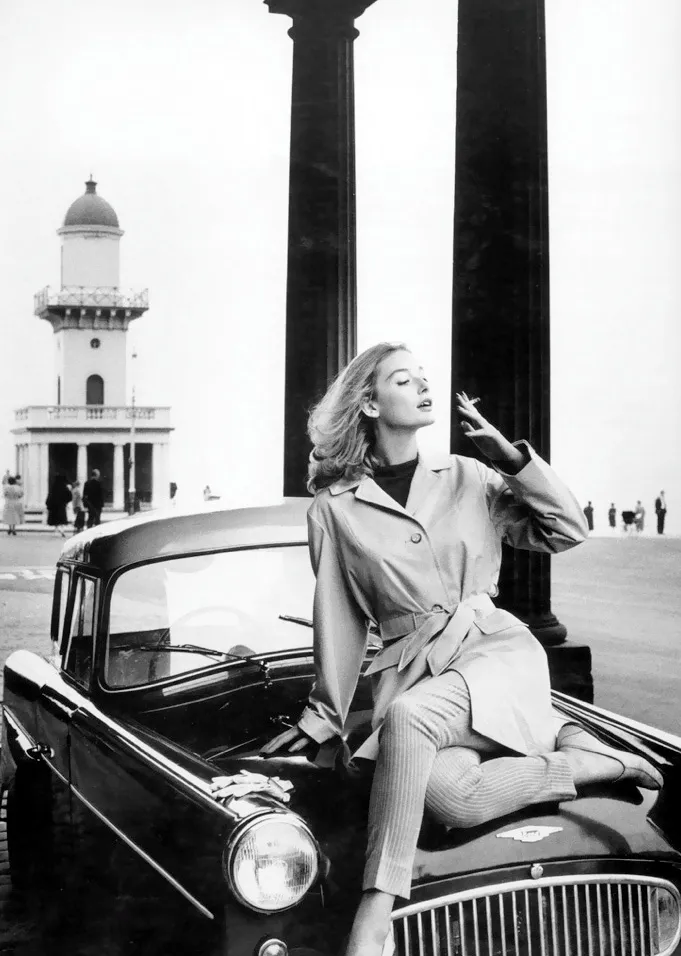 16. Tania Mallet Vogue March 1960 Norman Parkinson foto