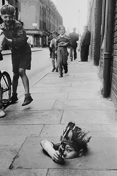 170.Thurston Hopkins - Lo sguardo umano della fotografia britannica 20 20.Children of the Streets reportage 1954.Thurston Hopkins foto