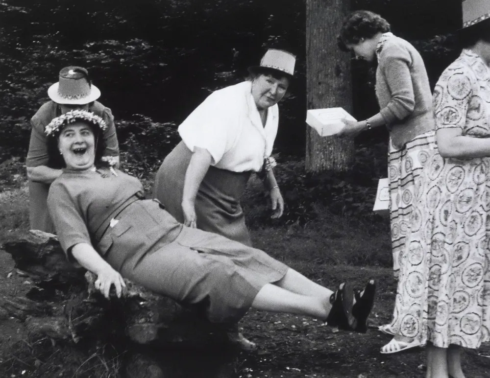 22.Grace Robertson Mothers Day Off 1954