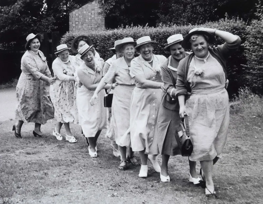 24.Grace Robertson Mothers Day Off 1954