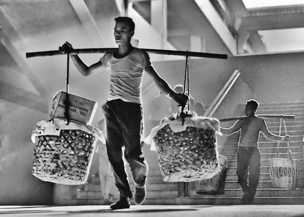 153. Fan Ho – L'incanto senza tempo della perduta Hong Kong 37 37.Hong Kong anni 1950 60. Fan Ho foto