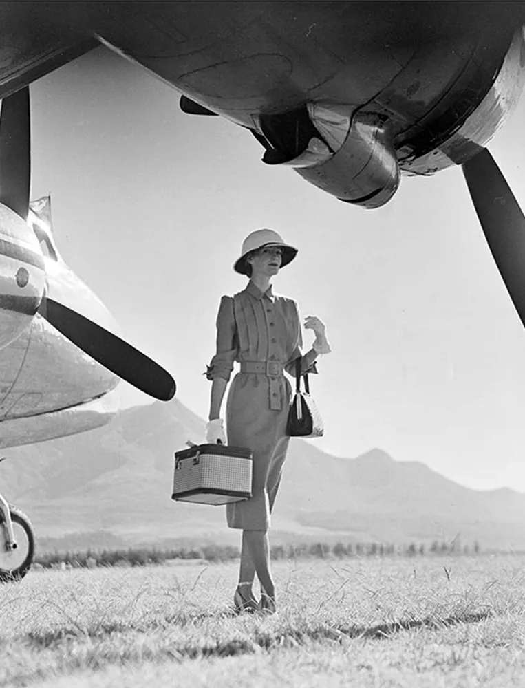 6.1949 Wenda Parkinson nee Rogerson Vogue 1951 Norman Parkinson