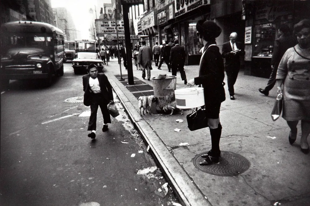 Dalla serie New York City 1969. Garry Winogrand