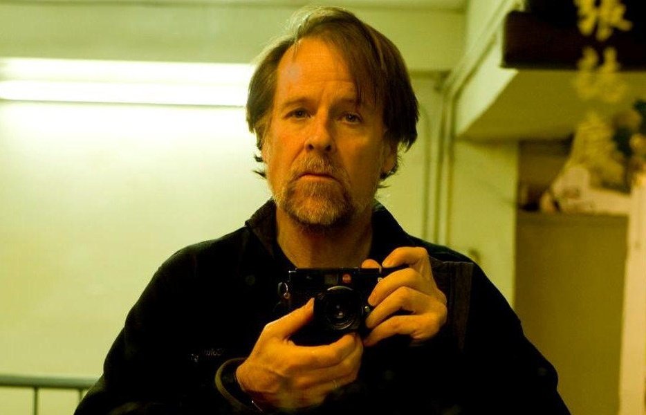 10 Maestri della " Street Photography" : Storie, Tecniche e Immagini Iconiche 46 1. Alew Webb self portrait. Hong Kong 2011