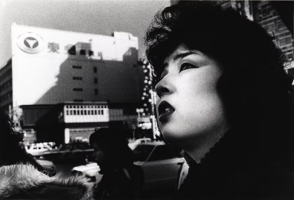 128.Daido Moriyama – Visioni oniriche della realtà 29 29.Tokyo 1978. Daido Moriyama foto