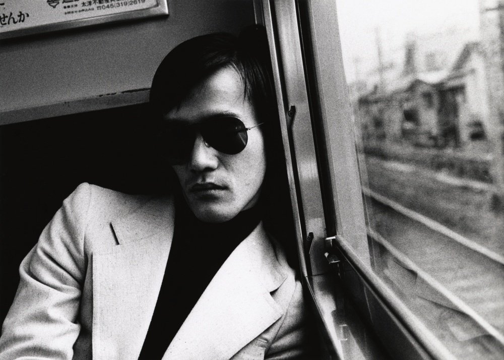 128.Daido Moriyama – Visioni oniriche della realtà 7 7.Dalla serie Hippie Crime1970 . Daido Moriyama