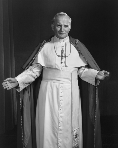 49.Papa Giovanni Paolo II by Yousuf Karsh 1979