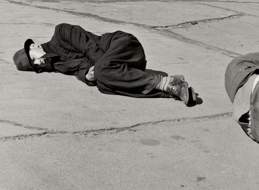 7.Scena nel quartiere di Skid Row. San Francisco California1937