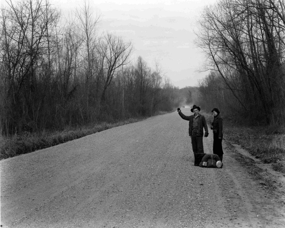 15. Walker Evans – Il fotografo dallo sguardo discreto tra realtà e poesia 17 17.Autostop in Mississipp 1936 by Walker Evans