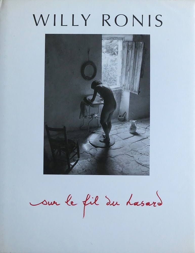 Il Premio Nadar: Storia ed evoluzione del Photobook attraverso il prestigioso premio fotografico francese 19 19.Vincitore premio Nadar 1981 — Willy Ronis con Le fil du hasard