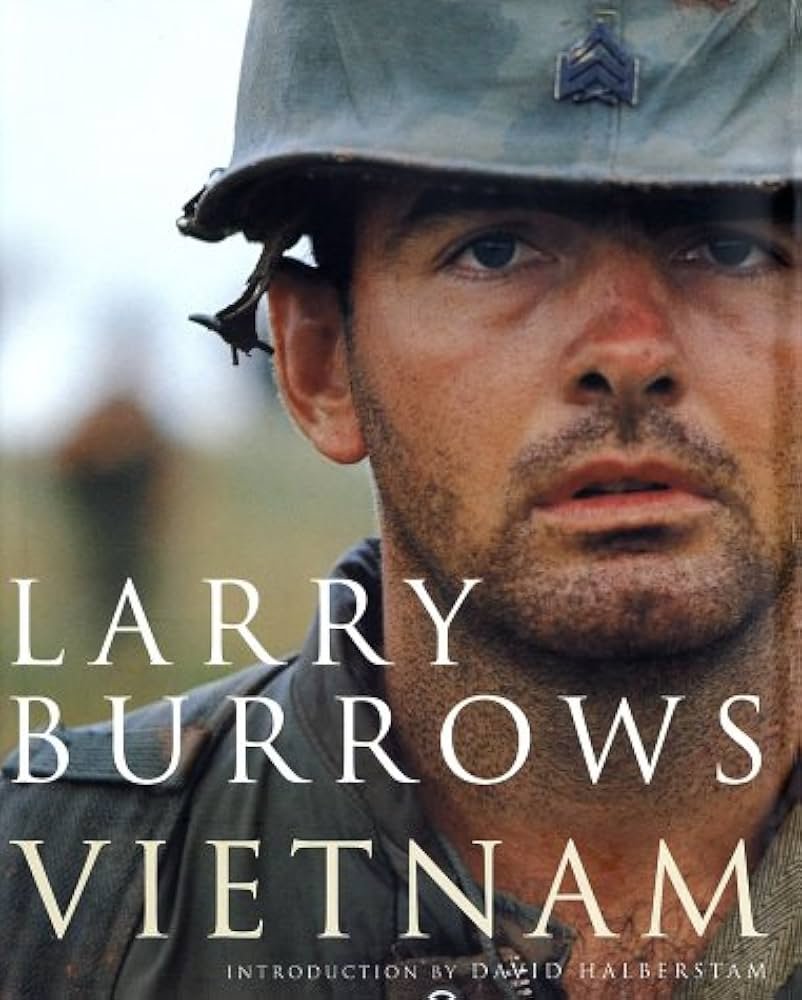 Il Premio Nadar: Storia ed evoluzione del Photobook attraverso il prestigioso premio fotografico francese 25 25.Vincitore premio Nadar 2002 — Larry Burrows con Vietnam