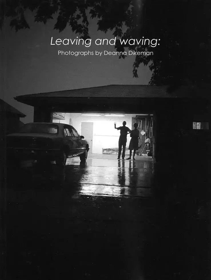 Il Premio Nadar: Storia ed evoluzione del Photobook attraverso il prestigioso premio fotografico francese 33 32.Vincitore premio Nadar 2021 Deanna Dikeman con Leaving and Waving