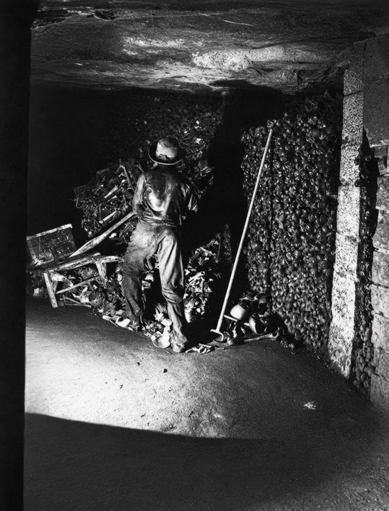 28.catacombe di parigi 3